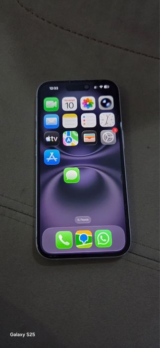 Продам iphone 16 128 gb