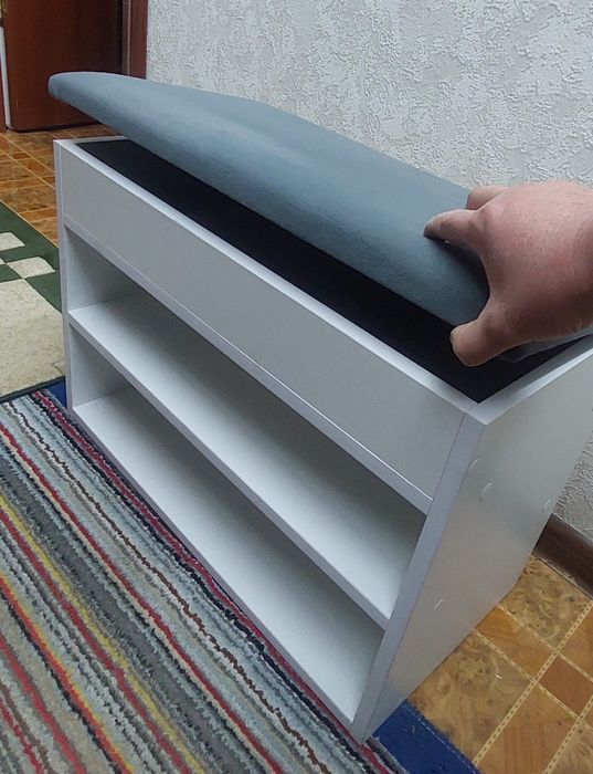 Обувница в отличном состоянии