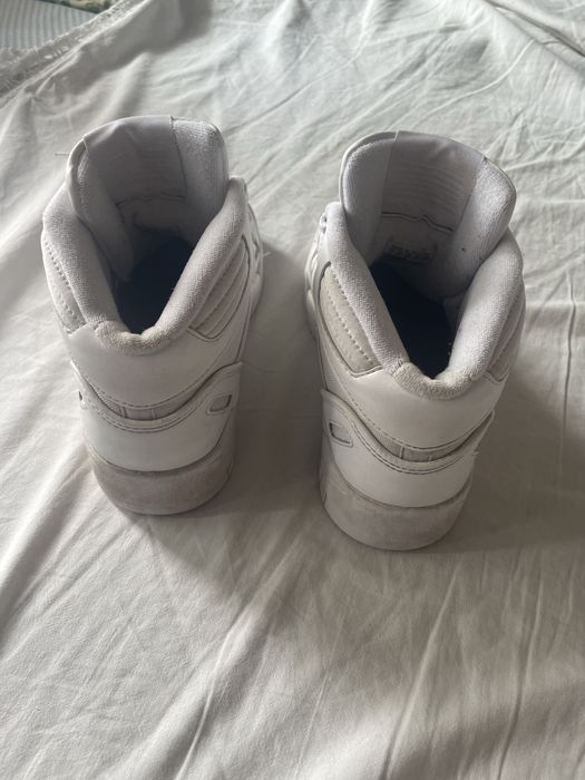 Adidas бели сникърси+подарък