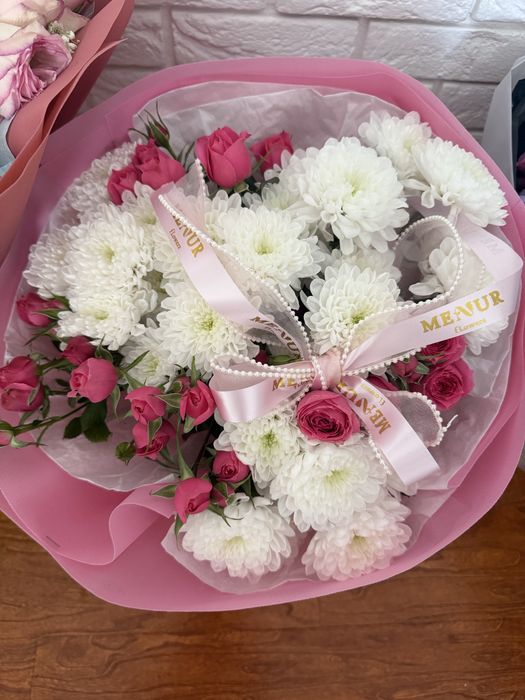 Свежие цветы оформление