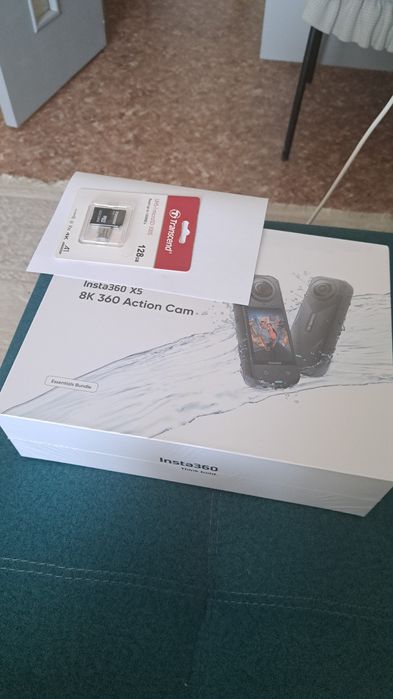 Экшн камера insta 360x5
