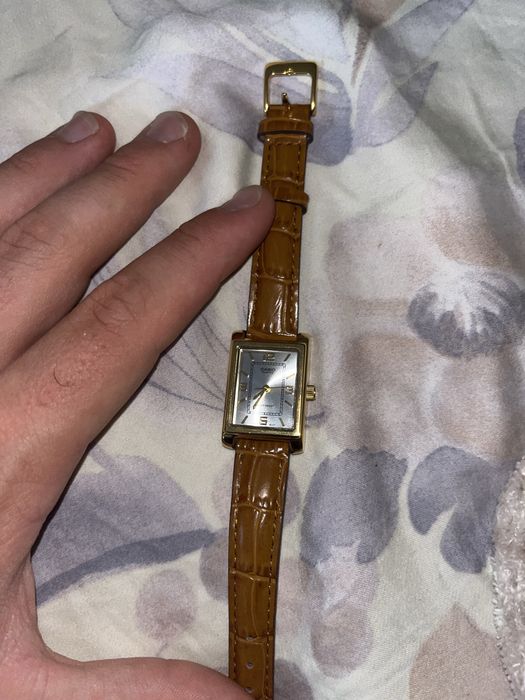 Часовник casio quartz