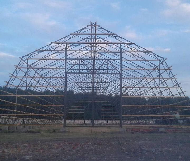 Ангар шатровый каркасный