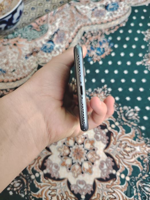 iPhone 8 plus radnoy