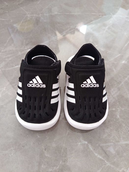 Детски сандали Адидас 19 размер