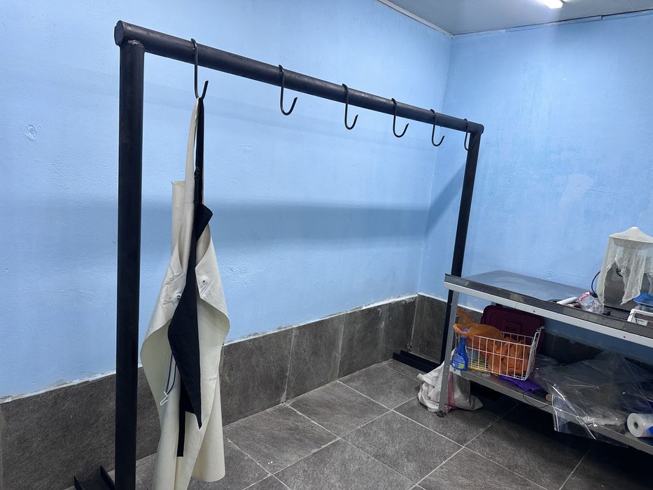 Мясной вешалка дд