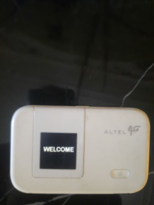 Продаю роутер Altel