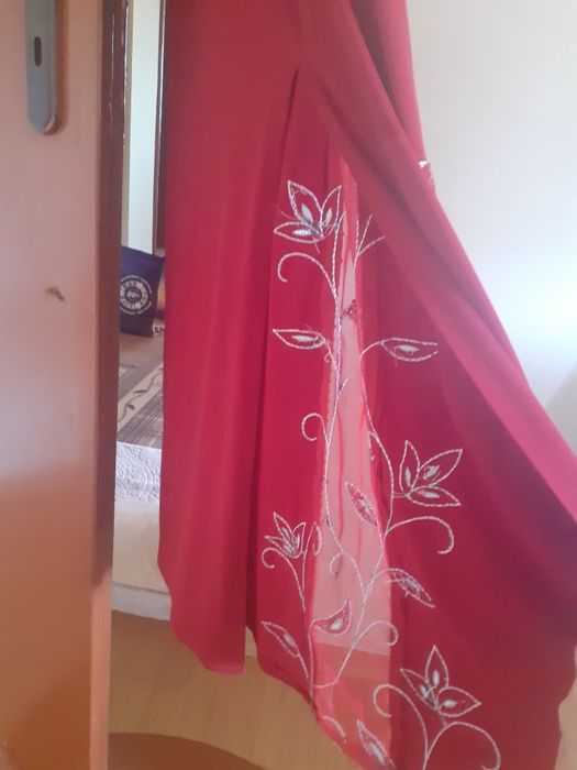 Официална рокля,като нова