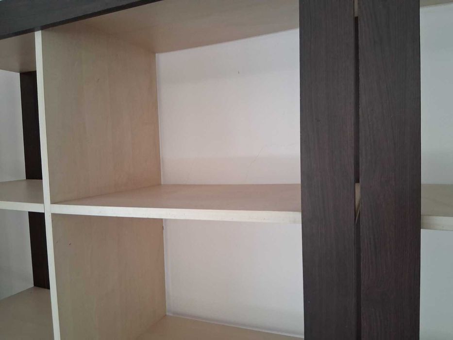Рафтове /етажерки - 2 бр.