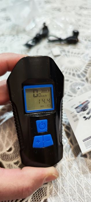 Продам электронная фара, спидометр на руль велосипеда