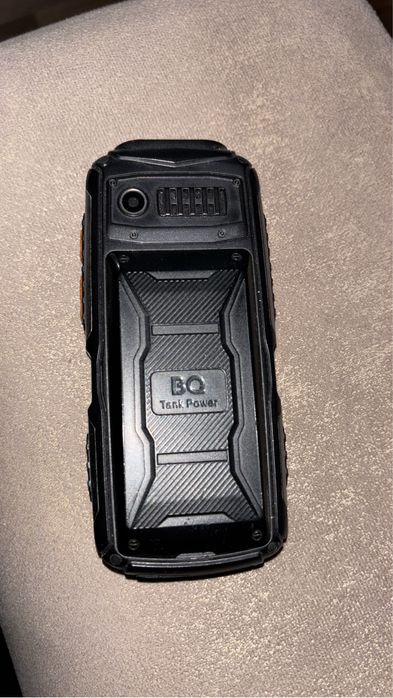 Мобильный телефон танк