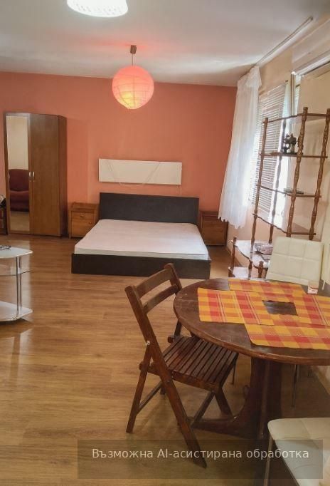 Едностаен апартамент в района на Завод Дружба!