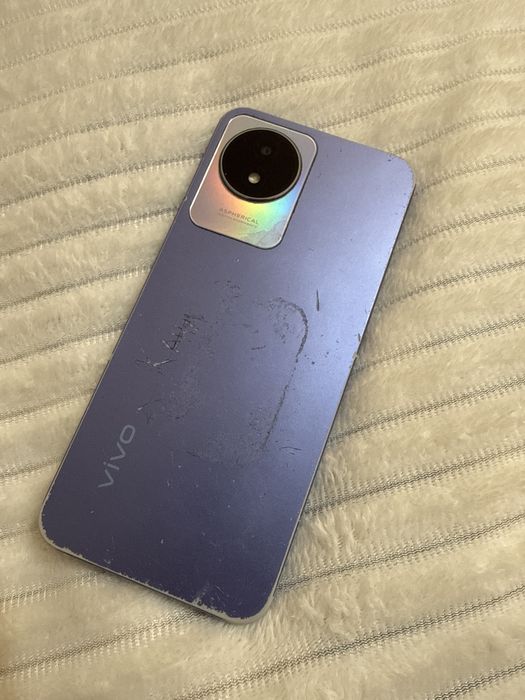 Продам телефон Vivo