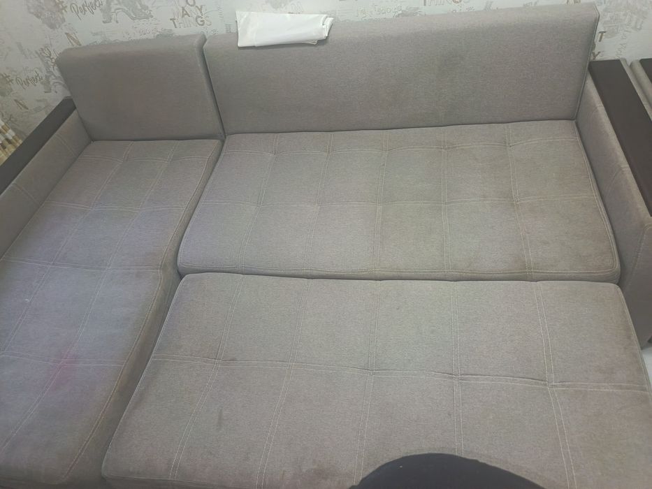 Диван раскладывается и кресло