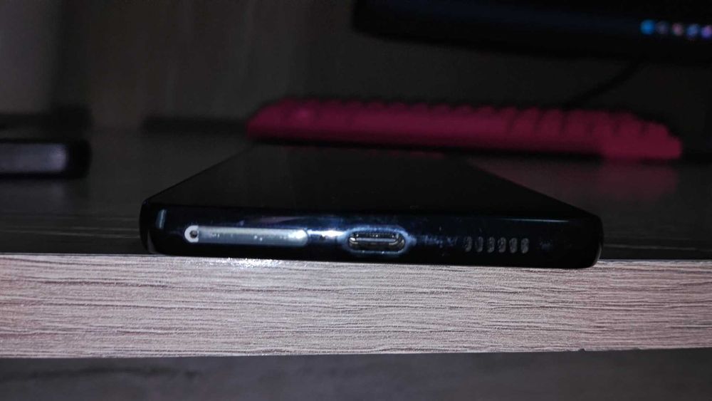 Продам Samsung a53.