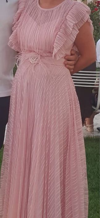 Rochie eleganta, vaporoasa pentru ocazii