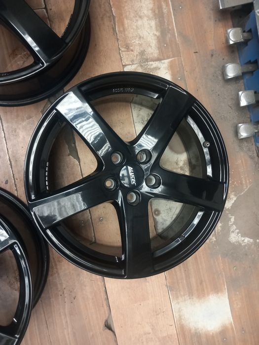 Jante r18 5x114.3 et 45 cb 67.1  cu inele  hyundai kia mazda  etc