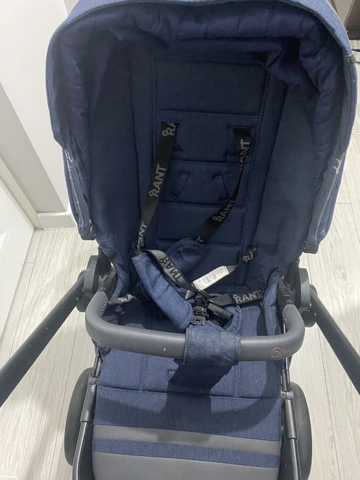 Продам коляску в хорошем состояние