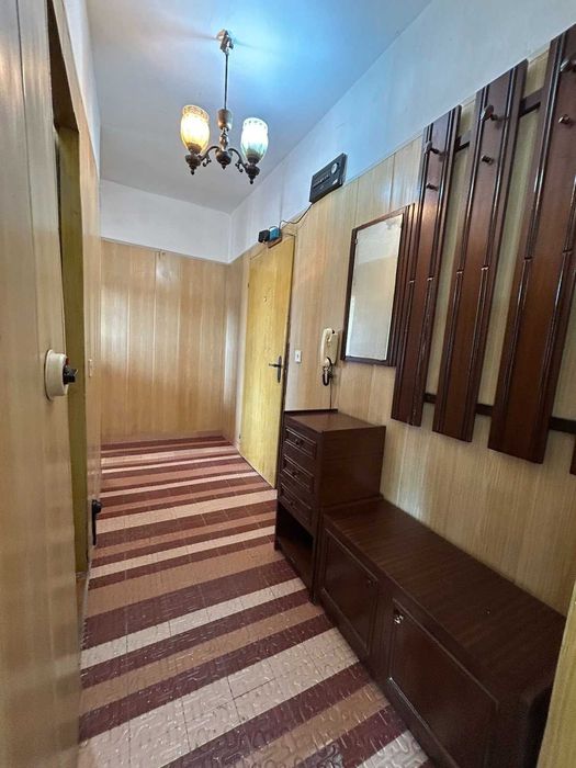 Двустаен апартамент, 65кв.м, Център, гр. Попово