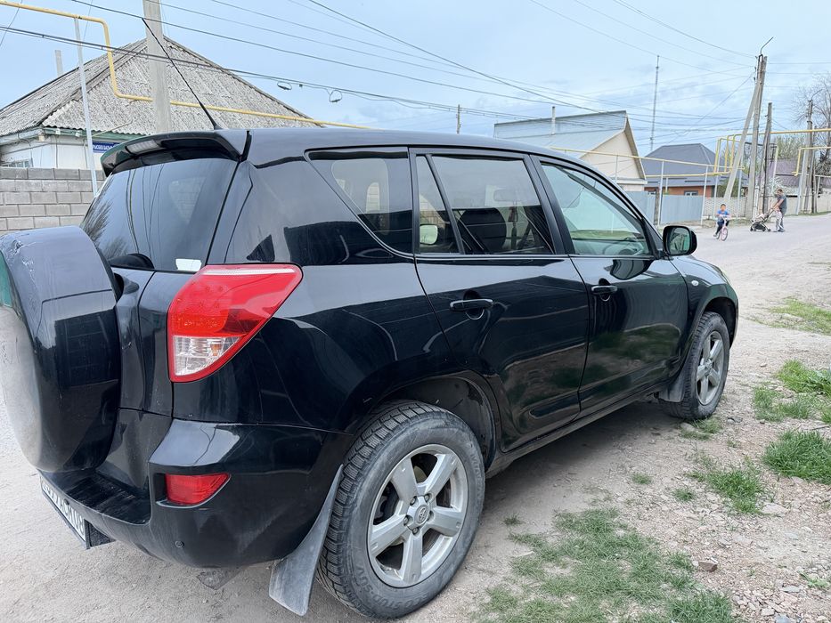 Продаю Toyota RAV4 2007 года. Европеец!