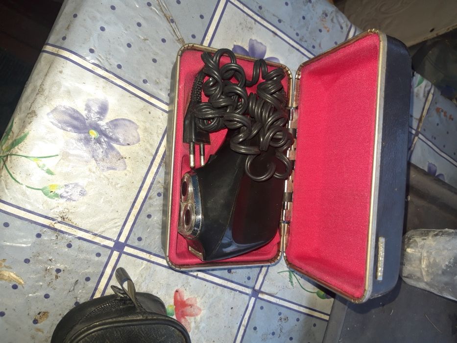 Продам электробритвы