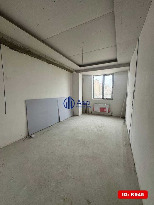 Srocha 100m2 4x xona karobka kvartira sotiladi K945