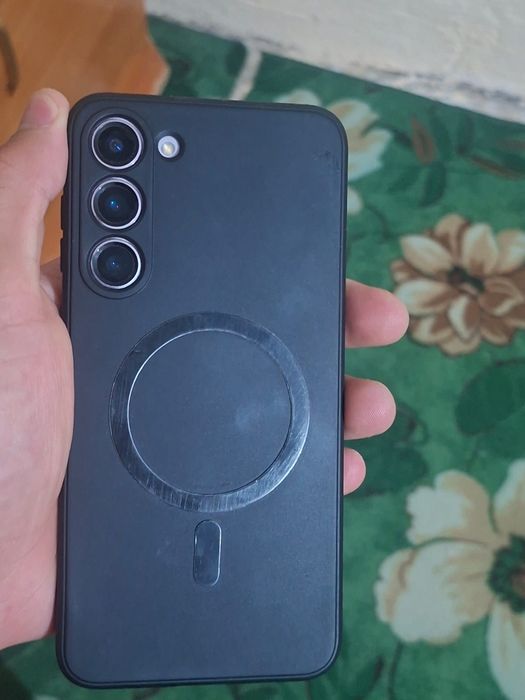 Samsung S23+ телефон