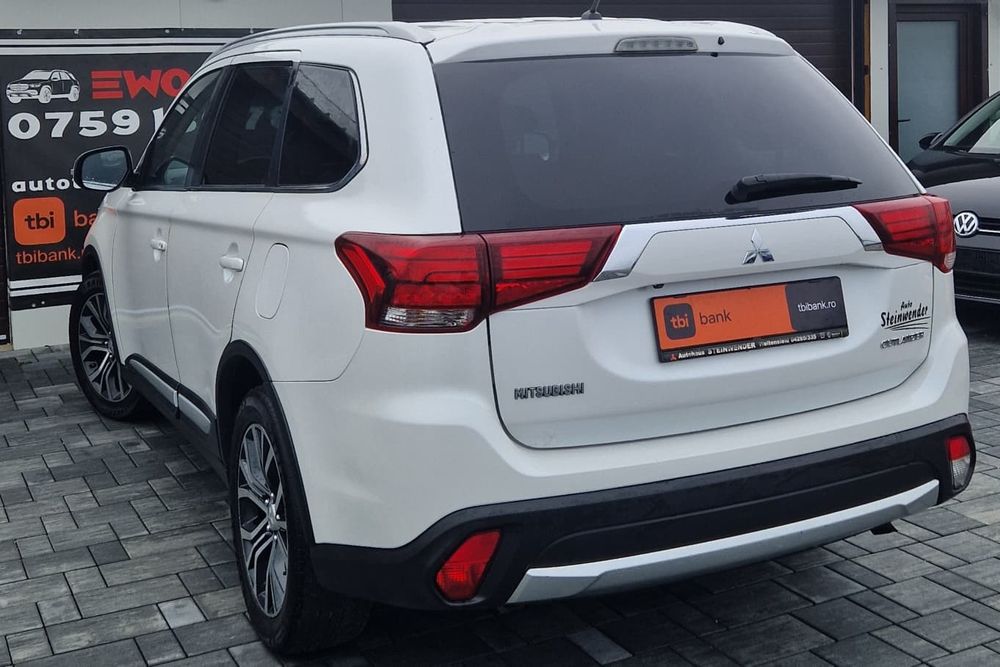 Mitsubishi Outlander an 2016 Euro 6 Autmati 4x4 posibilitatea rate