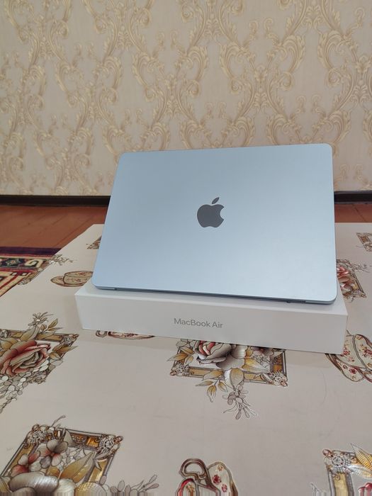 APPLE Macbook Air 13" M4 FULLBOX Ideal