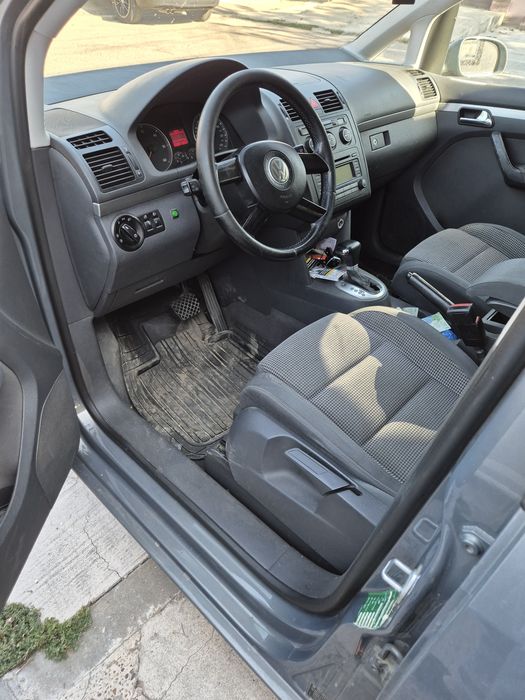 VOLKSWAGEN Touran 2005 — imagine 5