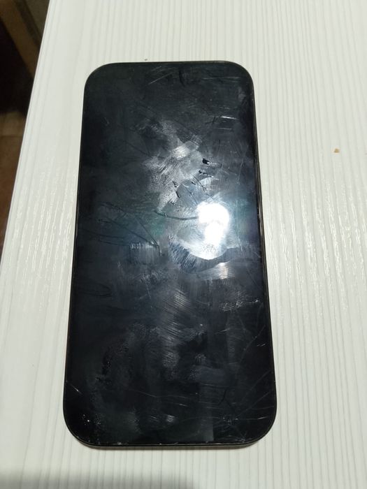 Продам айфон 16 про