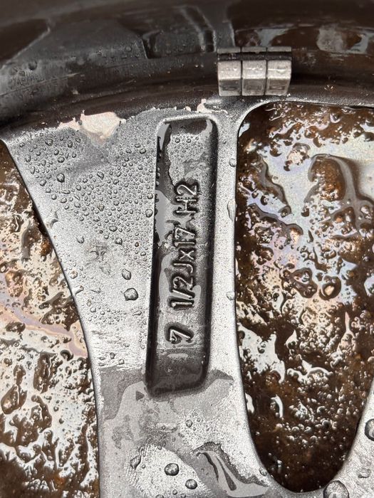 Оригинална джанта • BMW 1 F70 • 17”