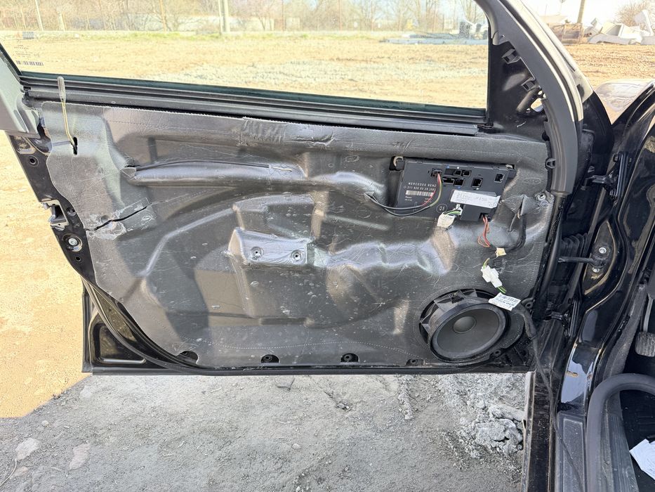 Мерцедес Е500 306кс 2003г Бензин  на части