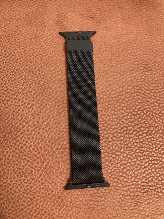 Металлический ремешок Apple Watch