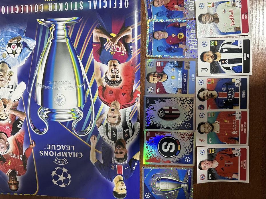 Альбом стартовый набор Лига Чемпионов 2024/2025 Topps (+ 10 стикеров)