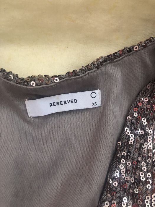 Рокля с пайети от Резървд