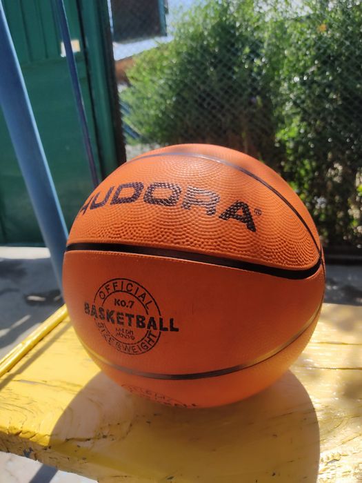 Продам мяч баскетбольный