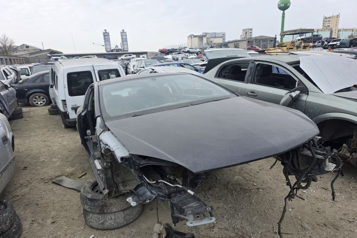Hayon / Haion cu luneta Opel Astra 2005 1.9 CDTI MT (150 hp)