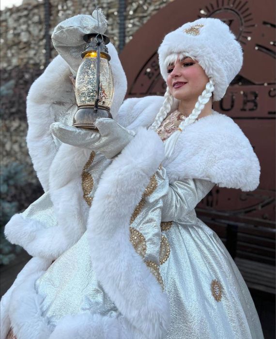 Дед Мороз и Мнегурочка, аниматоры на детский празник!