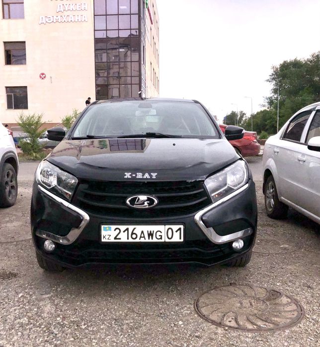 LADA XRAY 2017 год