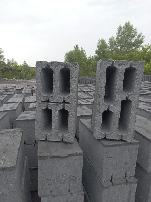 Шлакоблоки на Гавани