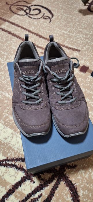 Кроссовки Ecco Light lll