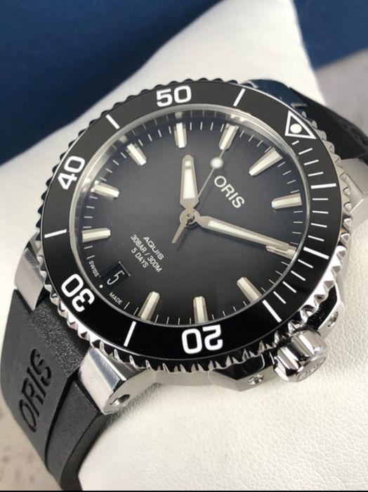 Oris Aquis Date Calibre 400 – нов, с 10 години гаранция