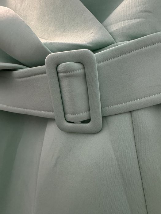 Rochie din neopren midi cu curea