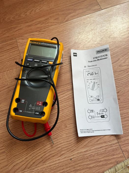 Multimetru digital Fluke 177 True-RMS