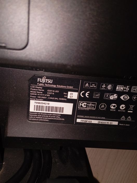 Монитор LCD 20" fujitsu