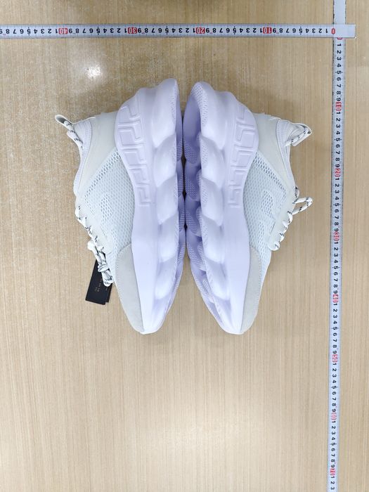 Versace Chain Reaction