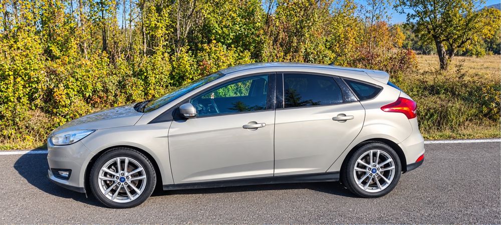 FORD Focus 2015 — imagine 3