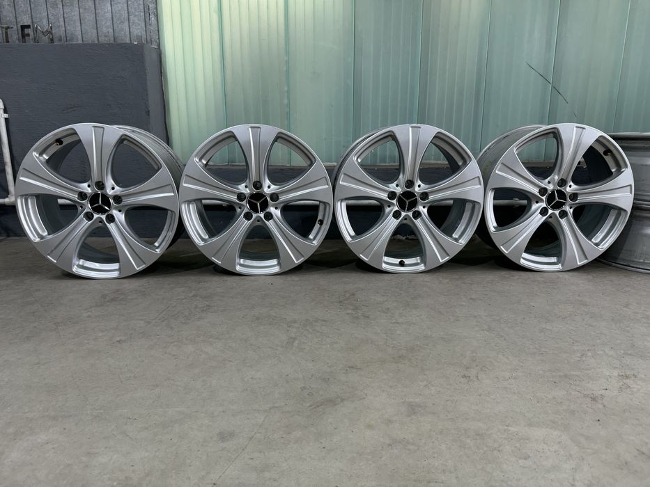 Jante R18 Mercedes 5x112 8J ET38