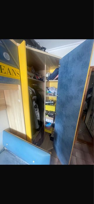 Продам спальный гарнитур